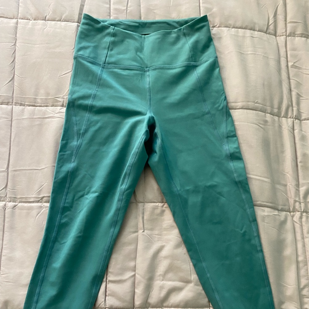 Girlfriend Collective 7/8 compressive leggings in sold out Jade Sm